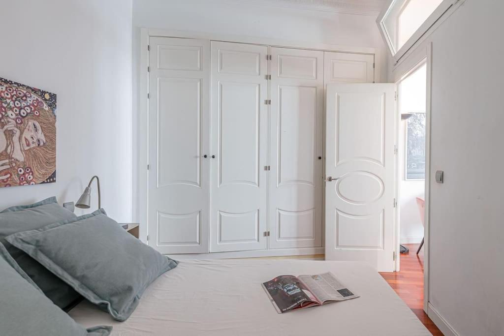 Modern Apartment In Chueca Inf3Iz4 مدريد المظهر الخارجي الصورة