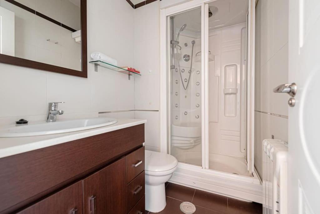 Modern Apartment In Chueca Inf3Iz4 مدريد المظهر الخارجي الصورة